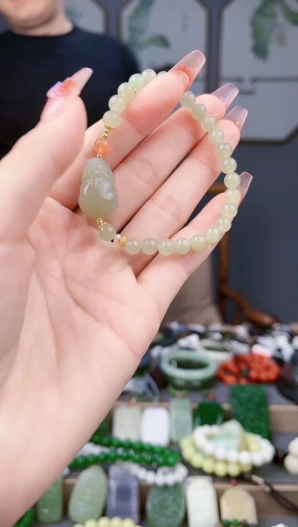 和田玉未镶嵌颈饰多样性发货  拍一单发一个