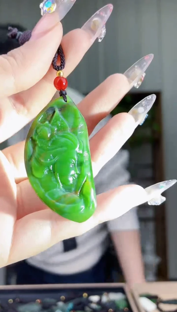 【闪购商品】和田玉挂件未镶嵌拍一发一，多样性发货！