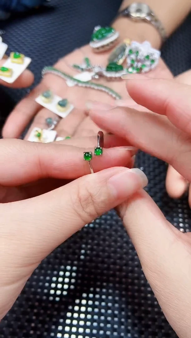 【闪购商品】翡翠戒指未镶嵌11111111