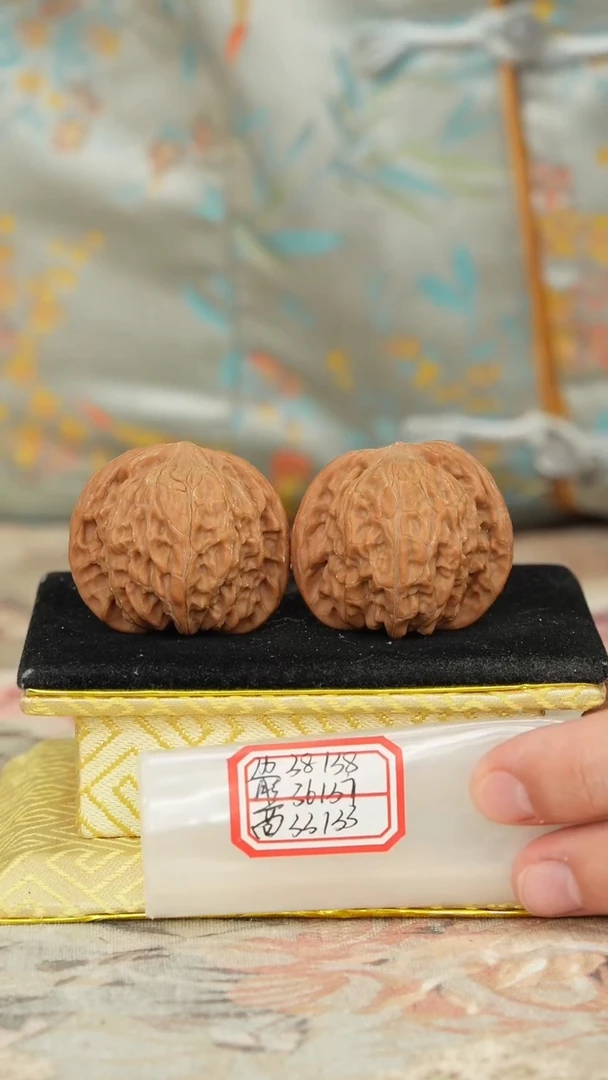 【闪购商品】文玩核桃把件磨盘