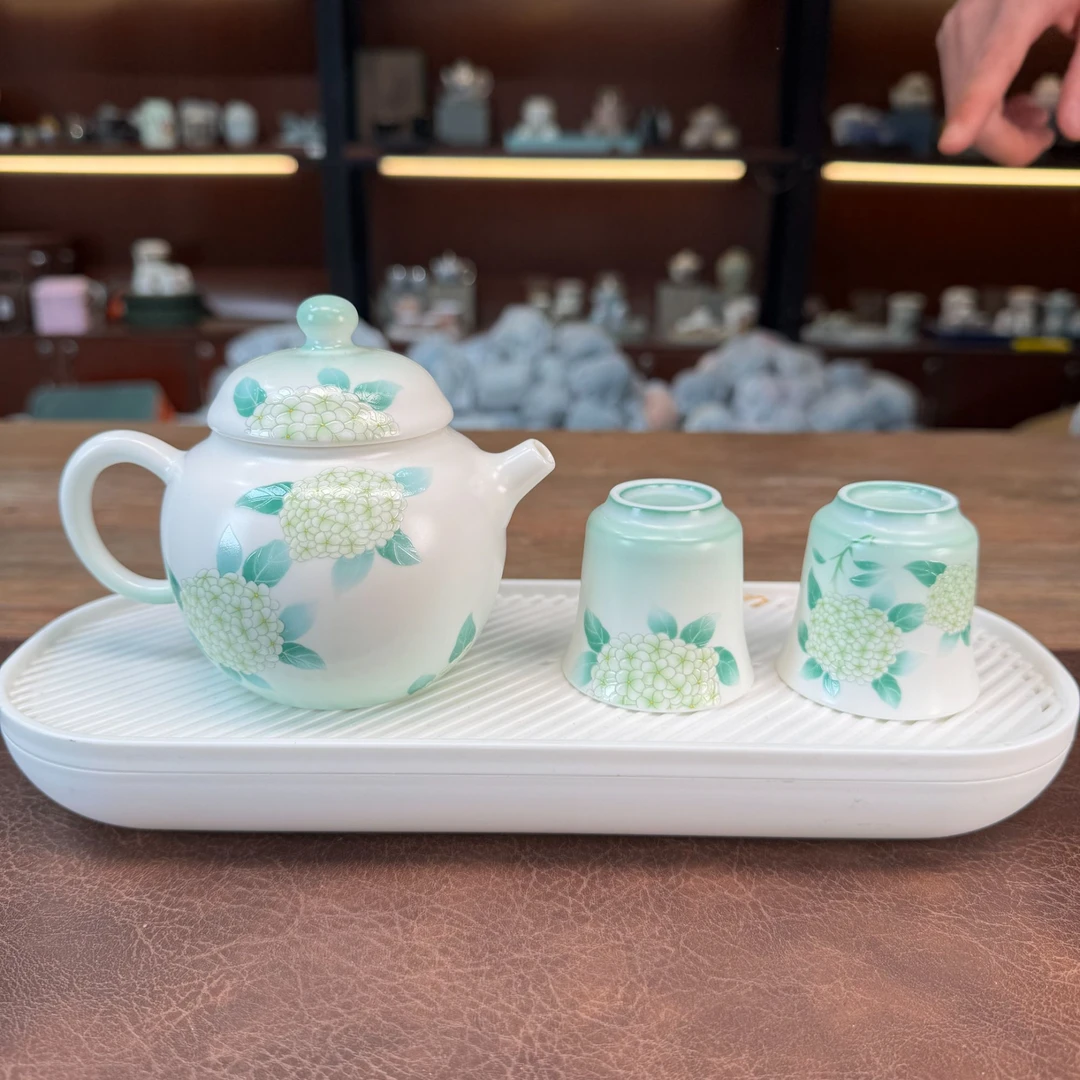 绣球花德钟壶一壶两杯带茶盘Z2332