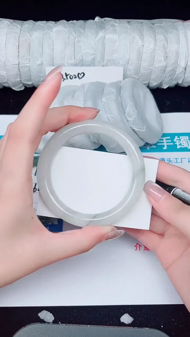 未镶嵌手镯石英质玉167-60/61