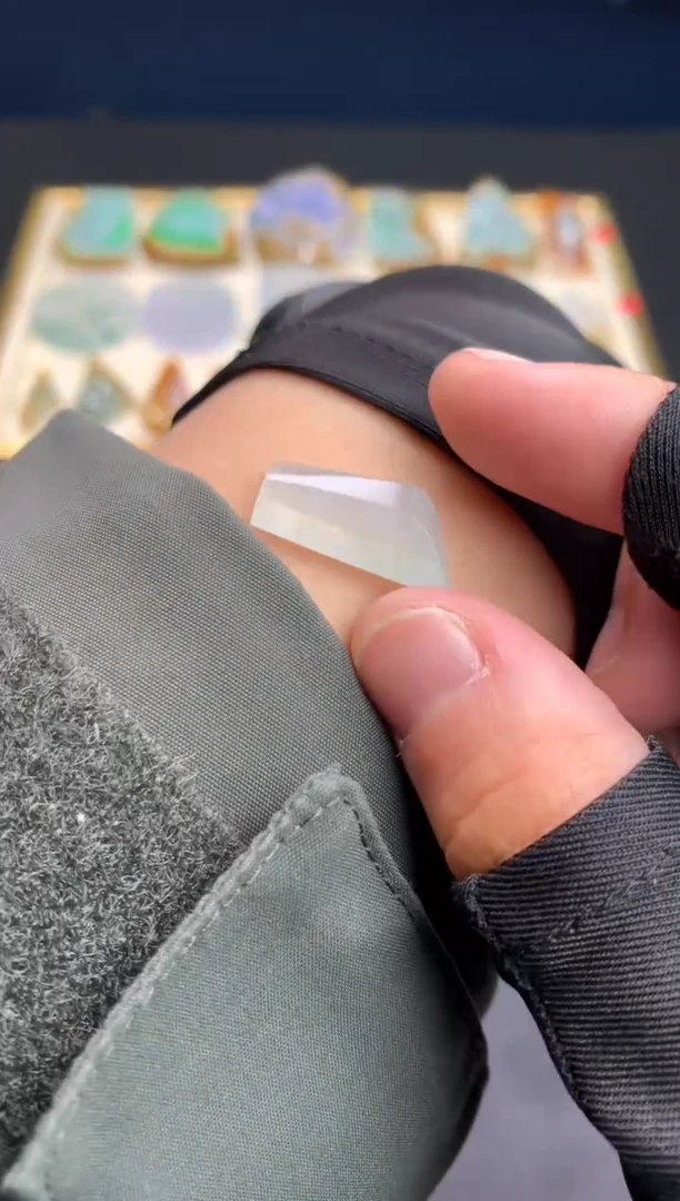 【闪购商品】定制翡翠未镶嵌