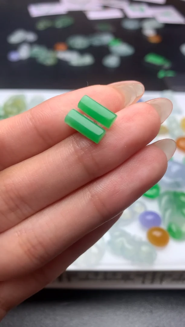 【闪购商品】定制翡翠未镶嵌毛货
