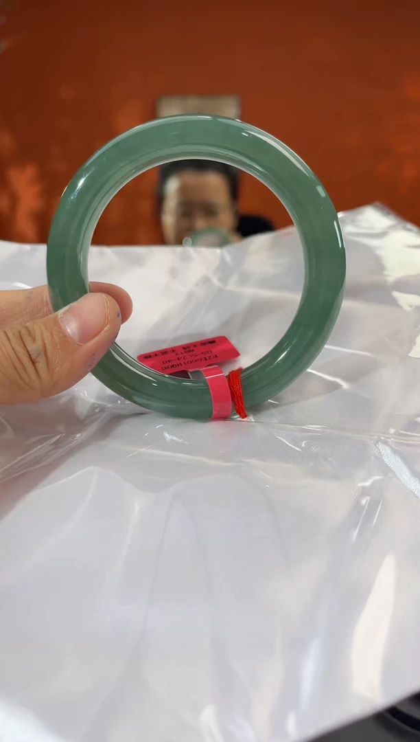 未镶嵌手镯翡翠56