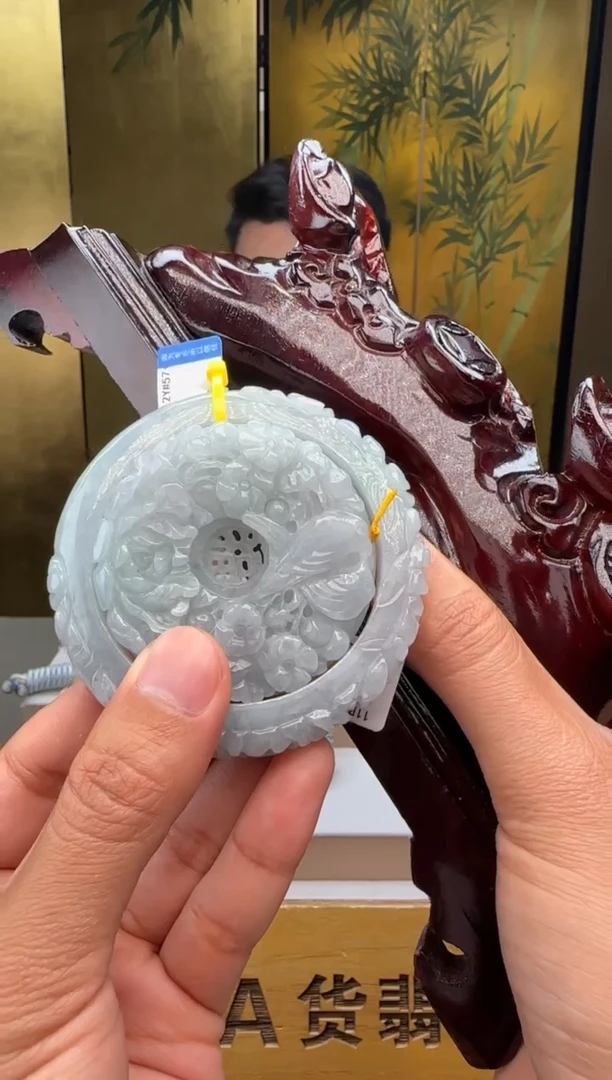 颈饰未镶嵌翡翠一套+底座XM@@960Q3J23067