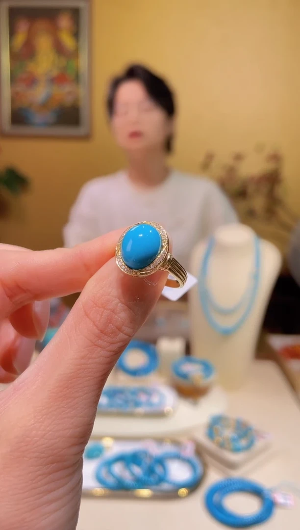 18K金镶嵌绿松石戒指@@BW51104061