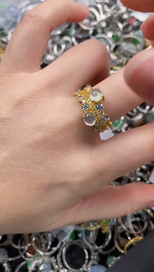 银S925镶嵌戒指翡翠666               9