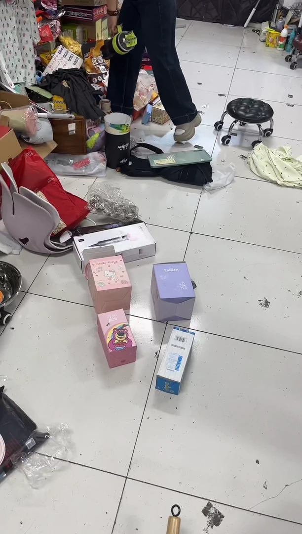 PU上车啦 宝宝们抓紧时间去下方链接拍吧水杯混发一个