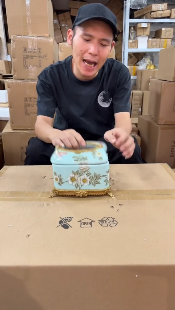 黄铜黛姿家居装饰品摆件