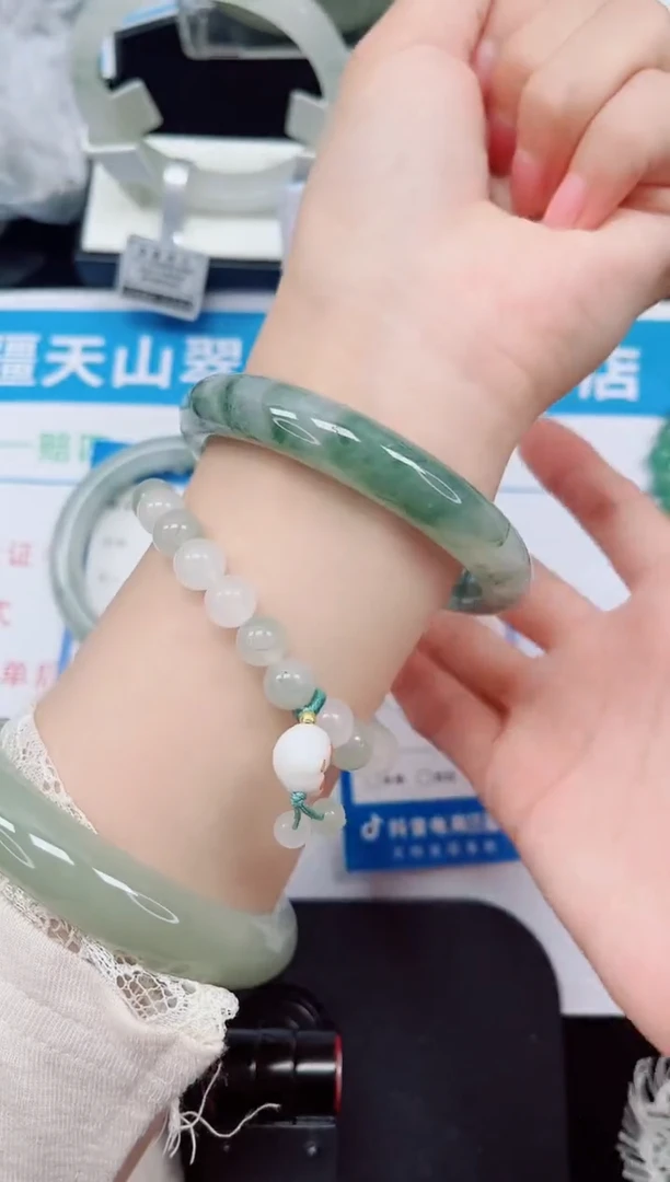 未镶嵌手镯石英质玉106-59/60