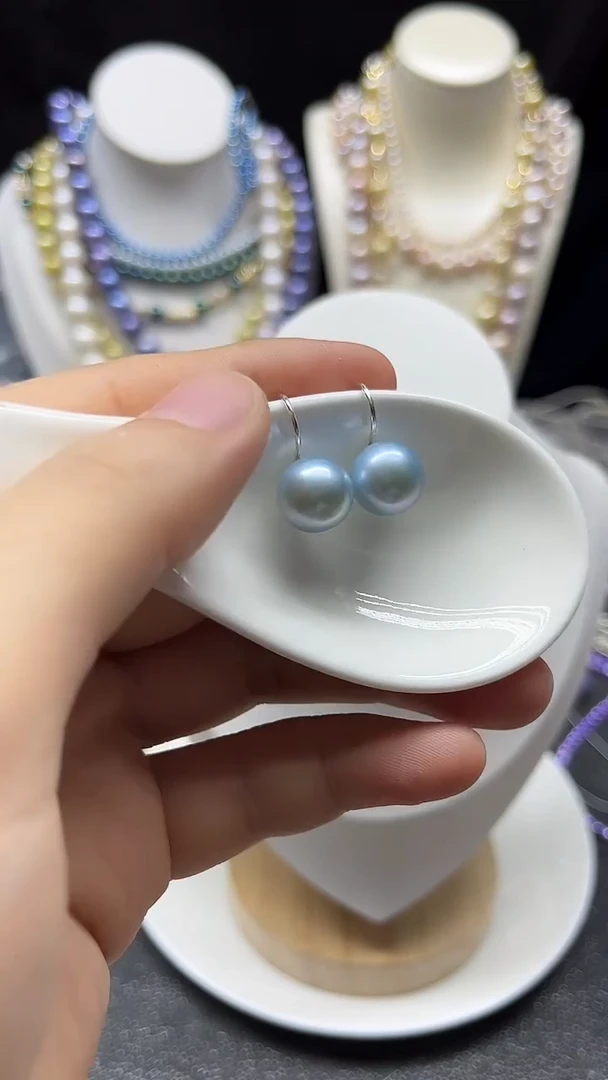 颈饰未镶嵌淡水珍珠耳钩