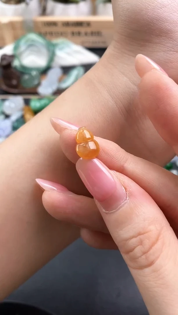颈饰未镶嵌翡翠葫芦