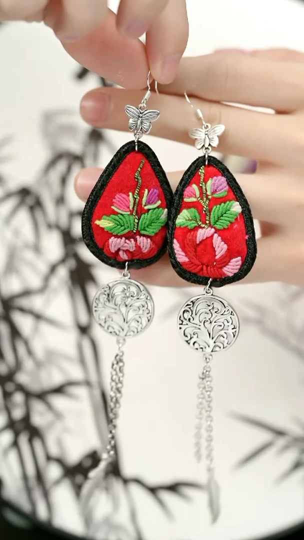 织绣60黔东南苗族刺绣