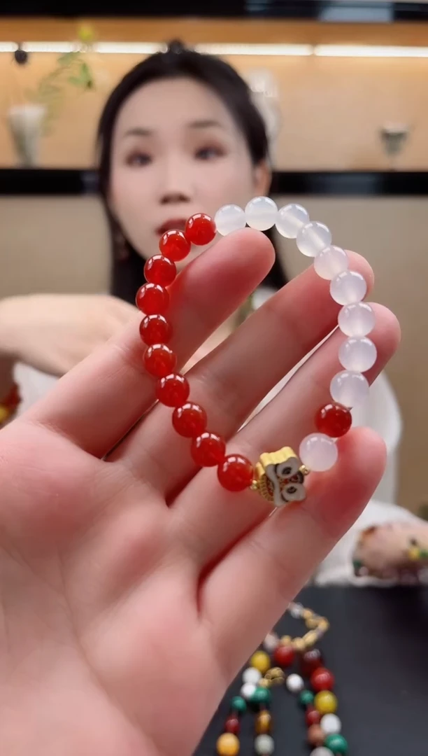未镶嵌手链玛瑙/玉髓默认微瑕，介意勿拍！