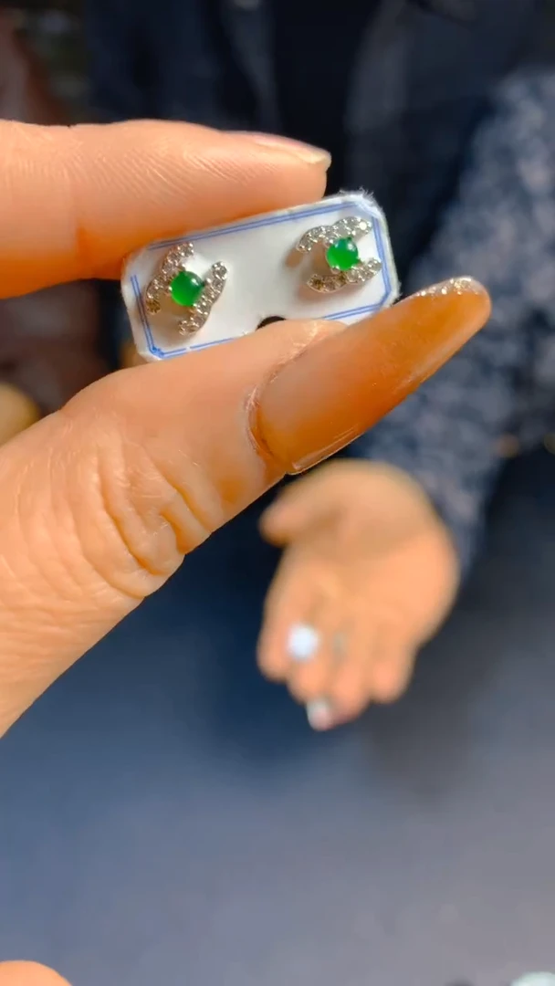 【闪购商品】翡翠耳饰未镶嵌0716187864多样性发一