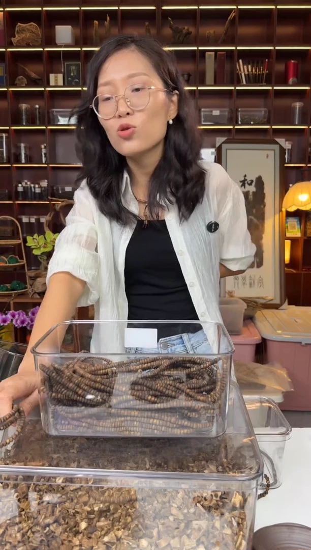 沉香手串乌身算盘珠三圈棋楠手串多样性发一
