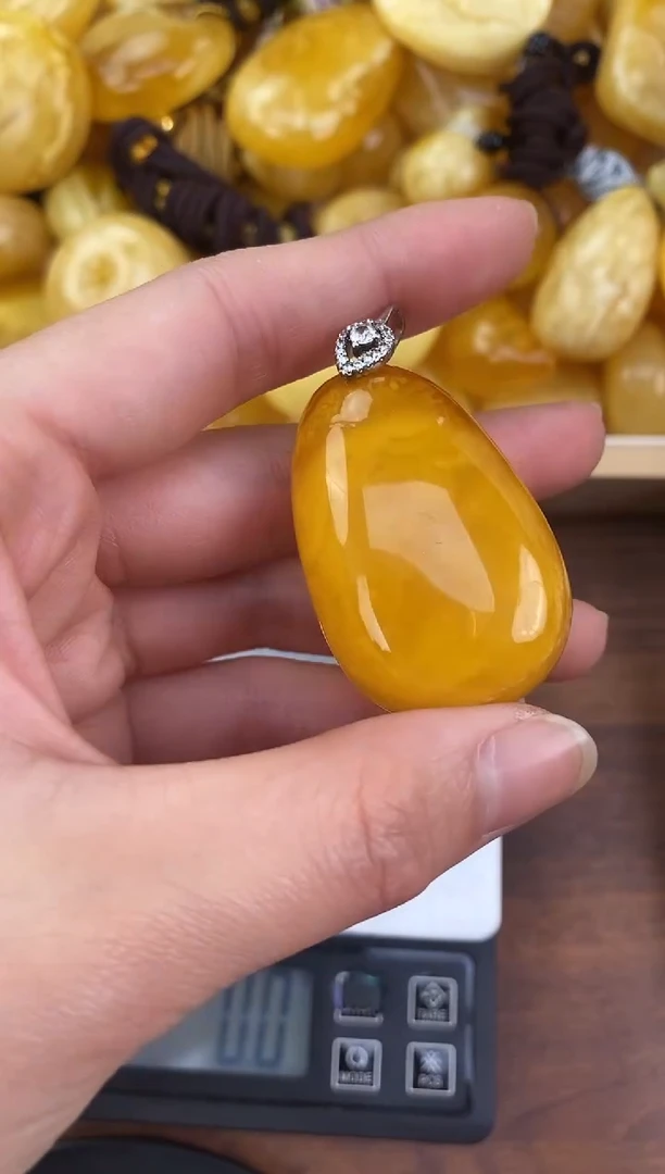 裸石琥珀未镶嵌天然蜜蜡琥珀