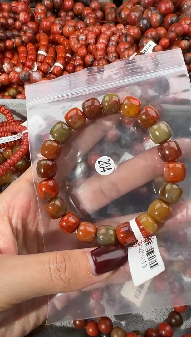 未镶嵌手串南红玛瑙10+