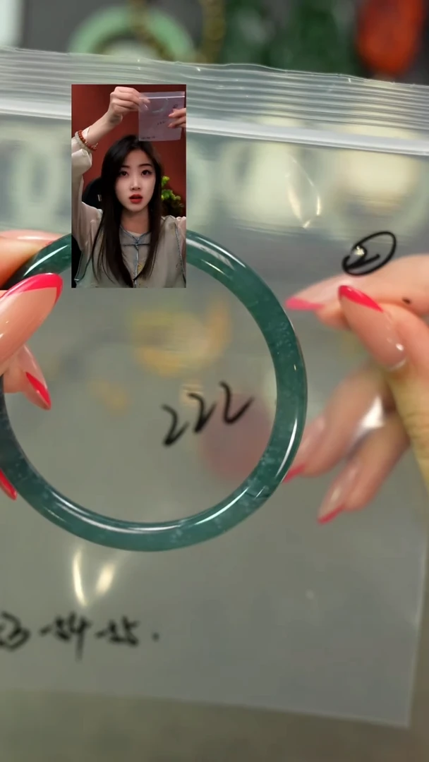 翡翠手镯未镶嵌遇见匠心品质回血