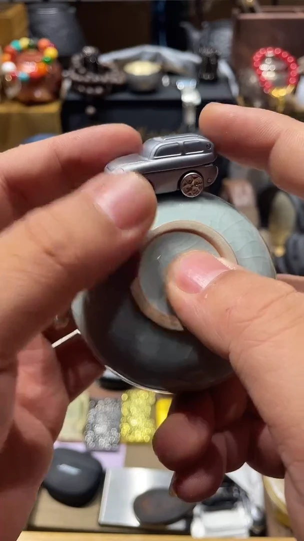 瓷片闪购商品 如图所示