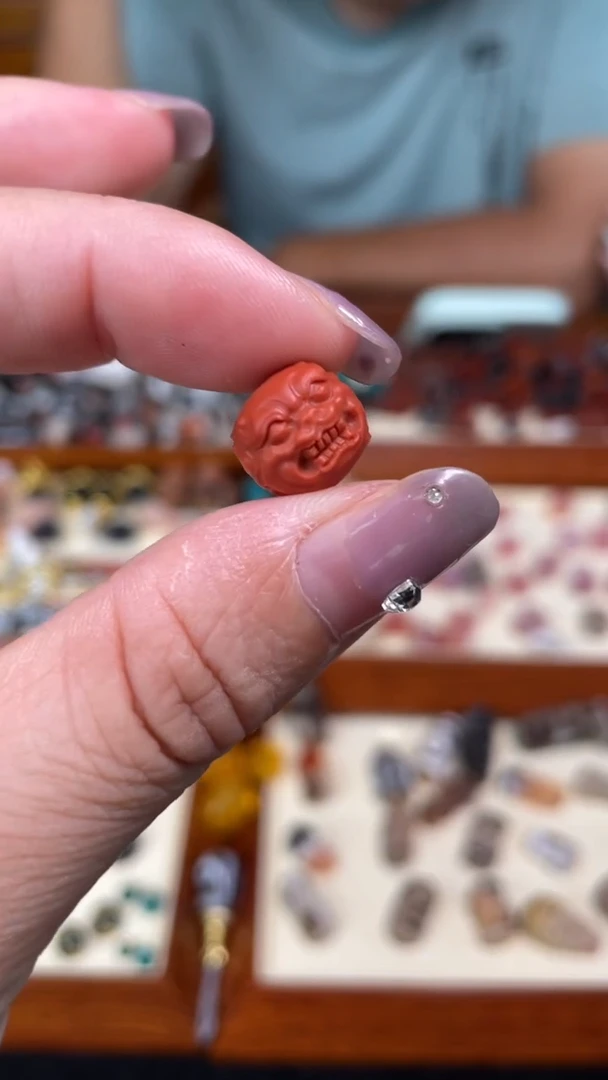 南红玛瑙未镶嵌颈饰8兽面