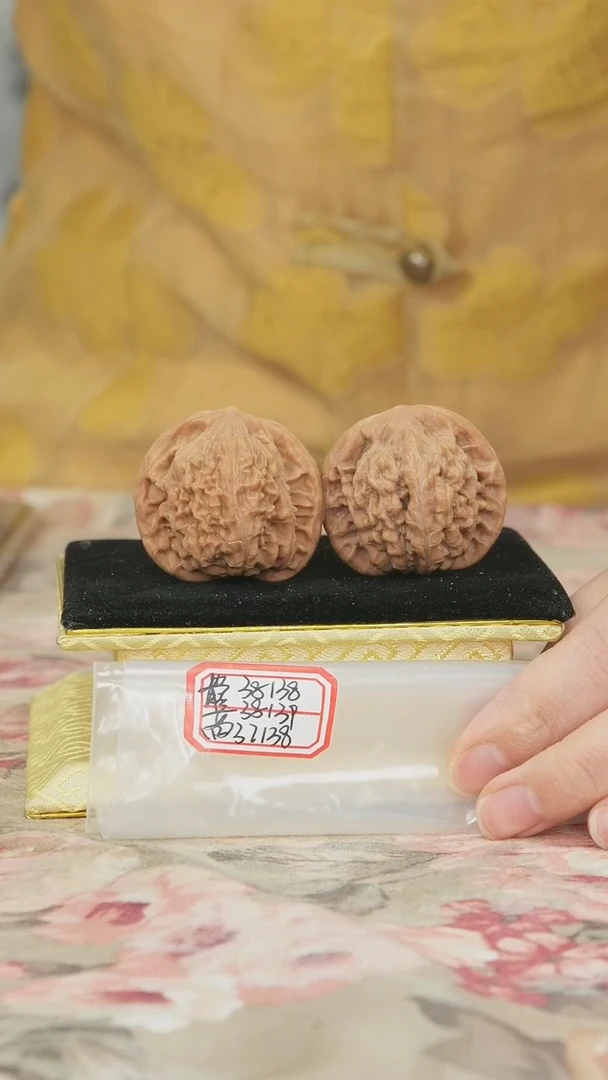 把件文玩核桃一代望月