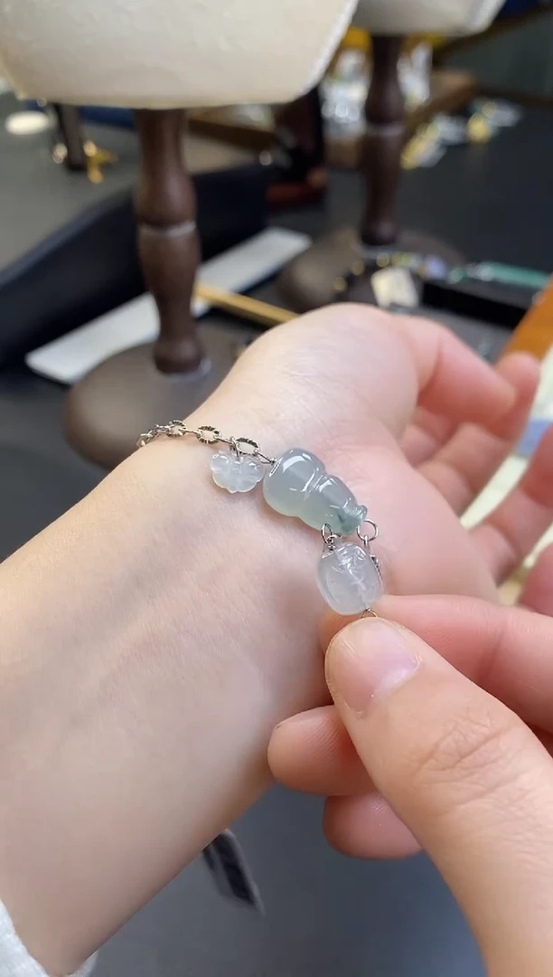 颈饰银S925镶嵌翡翠19586