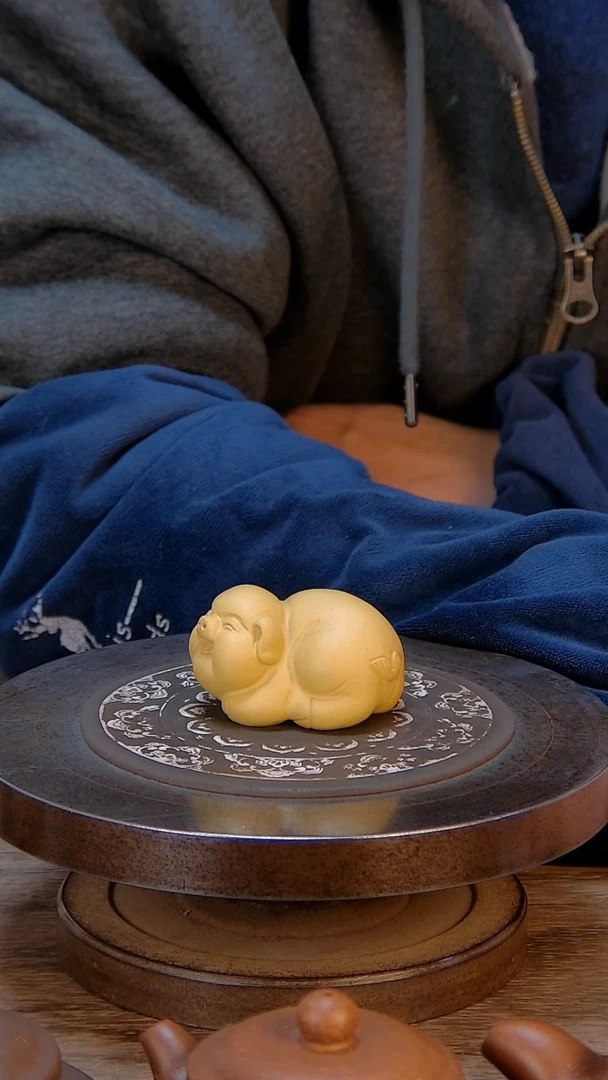 【闪购商品】紫砂茶宠段泥小福猪