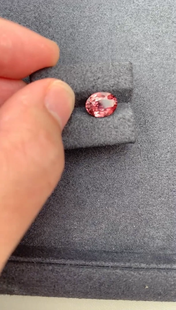 【闪购商品】彩色蓝宝石裸石未镶嵌2.1ct帕帕拉恰