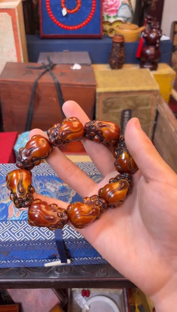 未镶嵌蜜蜡裸石———————————————1