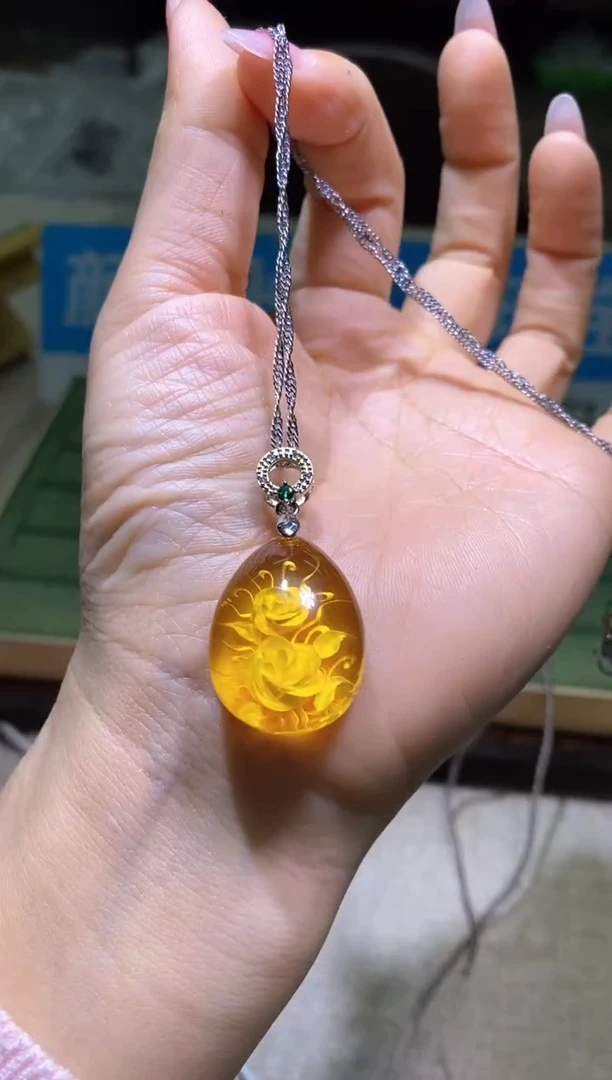 【闪购商品】琥珀颈饰未镶嵌多样性发一件183