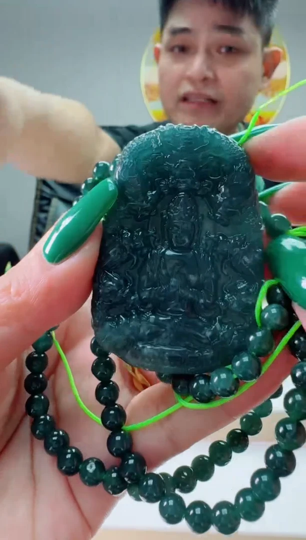 翡翠未镶嵌颈饰多样性随机发其一