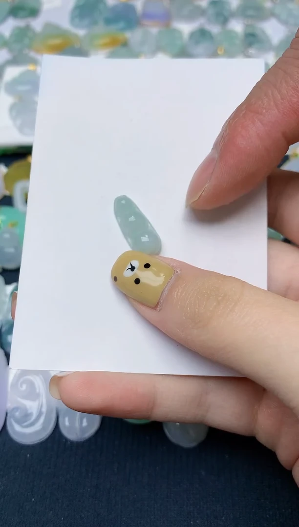 翡翠未镶嵌颈饰 天然翡翠A货