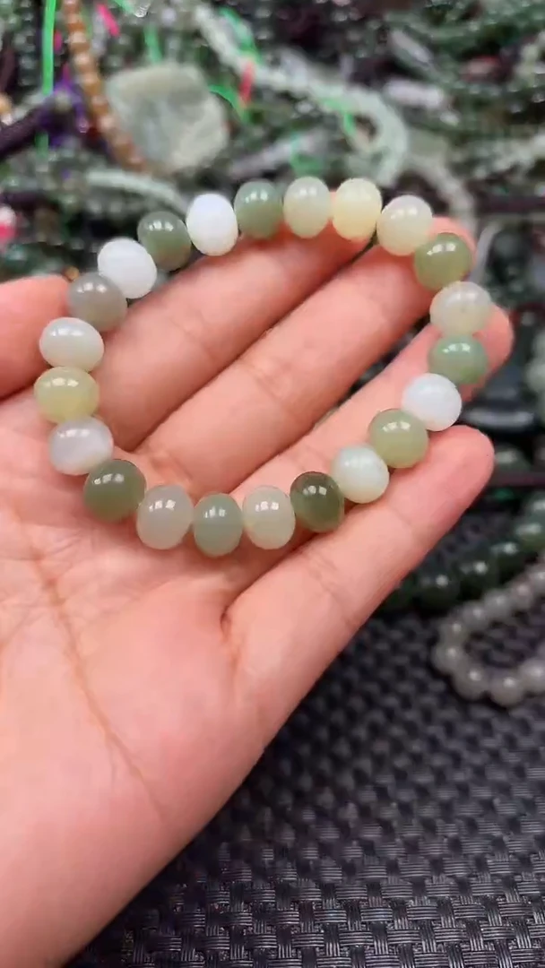 和田玉未镶嵌颈饰1