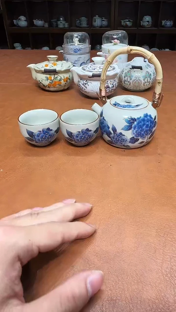 高雅艺术瓷简单清