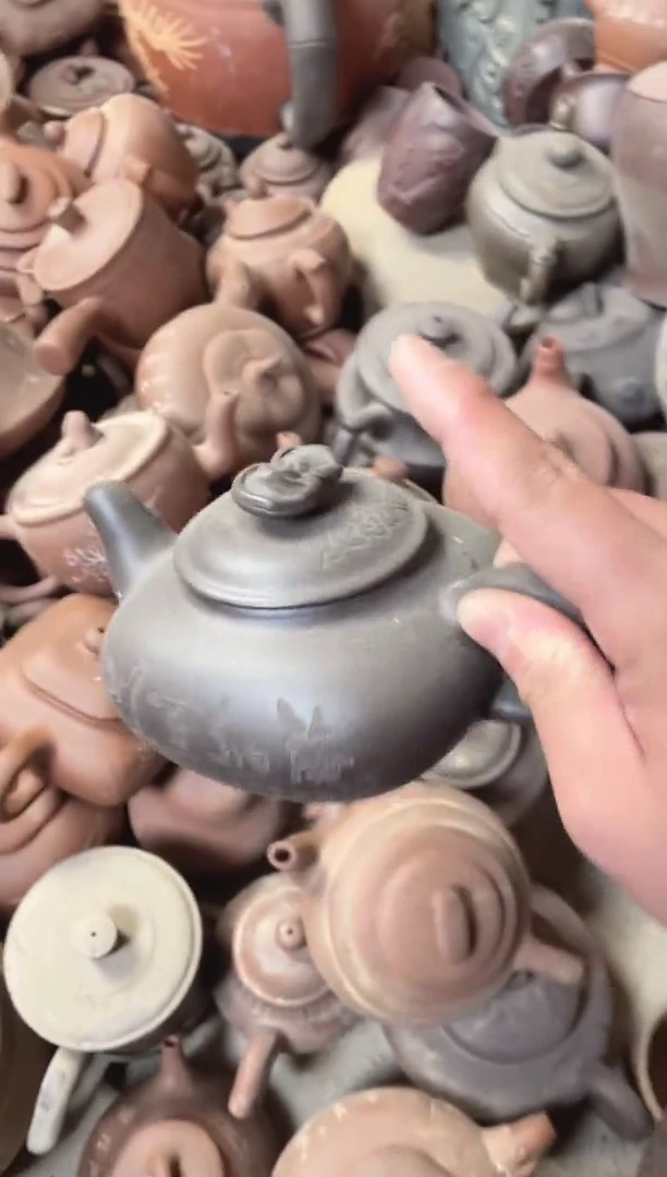 【闪购商品】黄龙山原矿全手紫砂壶