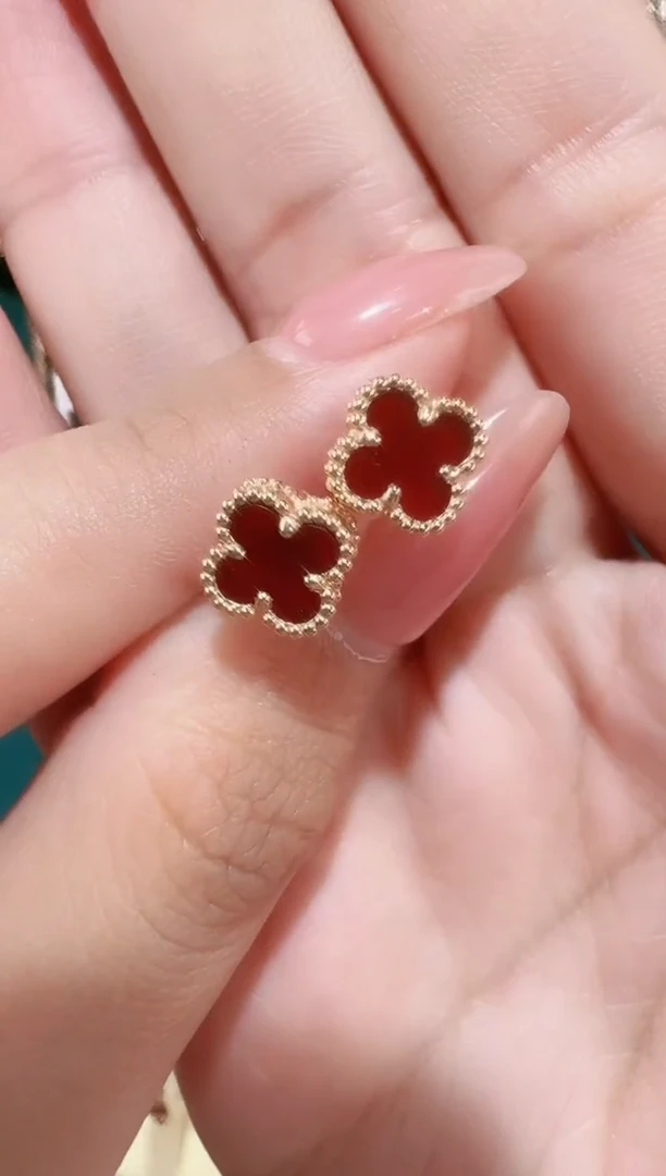 【闪购商品】玛瑙/玉髓耳钉18K金镶嵌耳钉