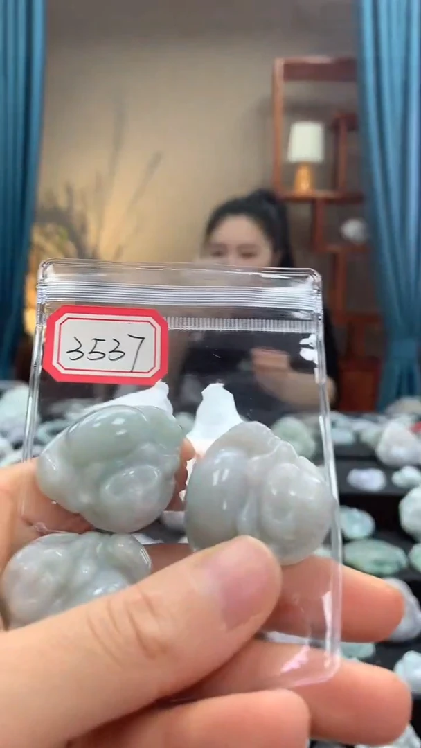 颈饰未镶嵌翡翠佛公3537 多样性发一件