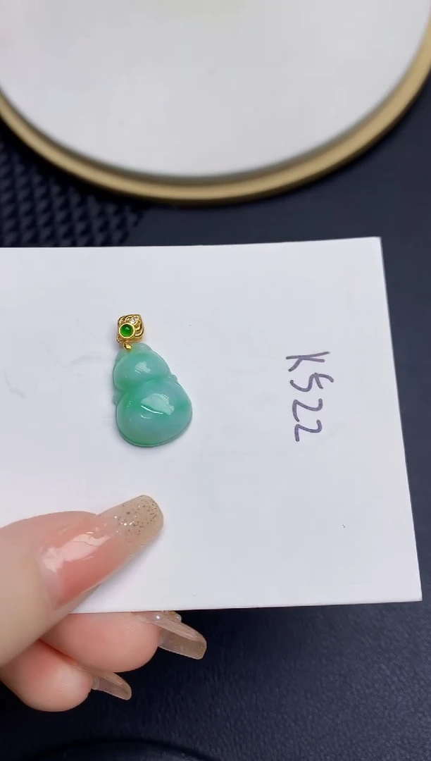 颈饰未镶嵌翡翠缅甸天然翡翠A货