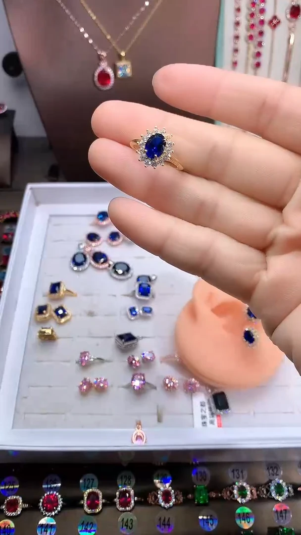 【闪购商品】蓝宝石戒指银S925镶嵌金色6.8