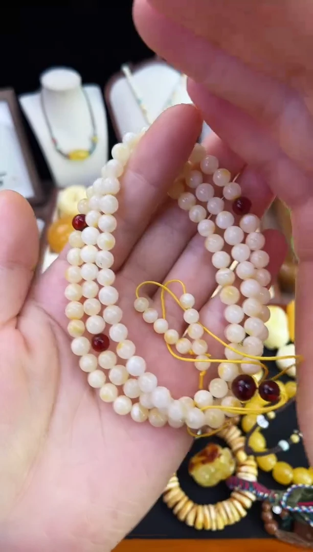 琥珀未镶嵌珠宝奇石柒月