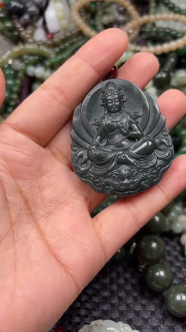 颈饰未镶嵌和田玉1