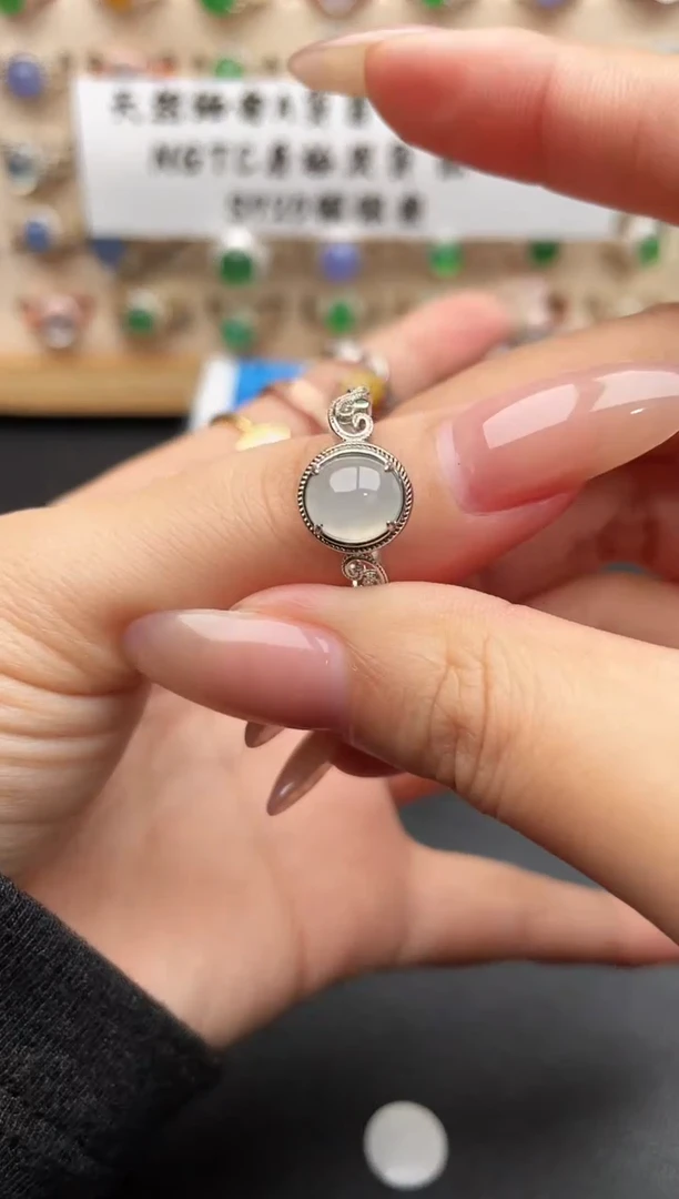 银S925镶嵌戒指翡翠一物一证一礼盒