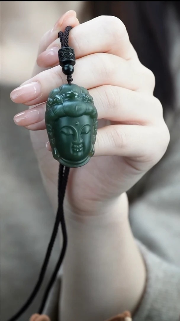 吊坠(赠链)未镶嵌和田玉观音头