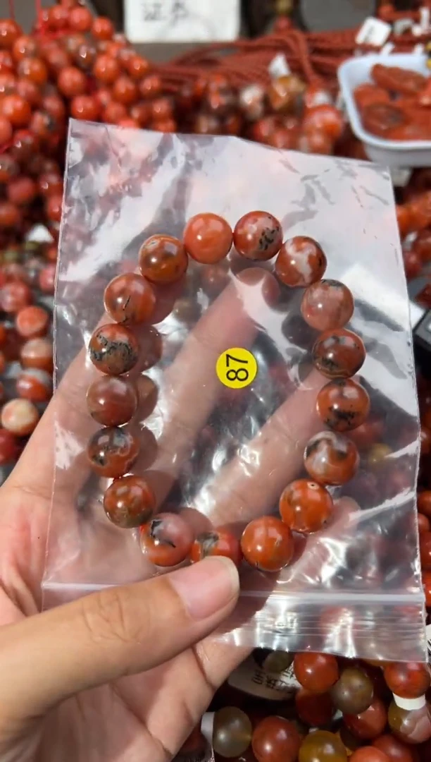 南红玛瑙手串未镶嵌12+