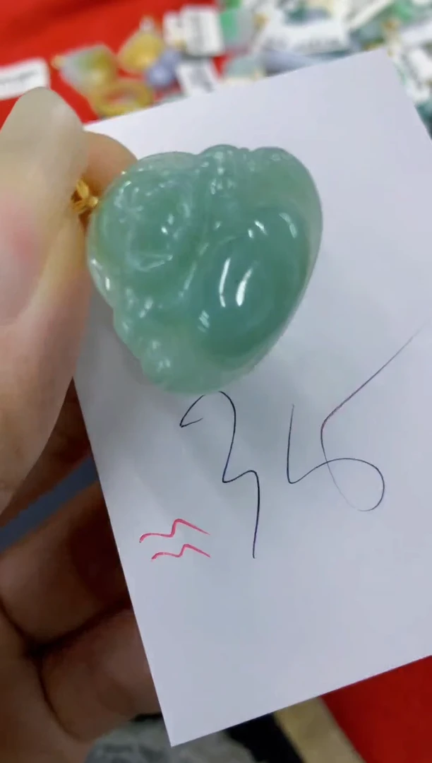 翡翠未镶嵌颈饰111111111111