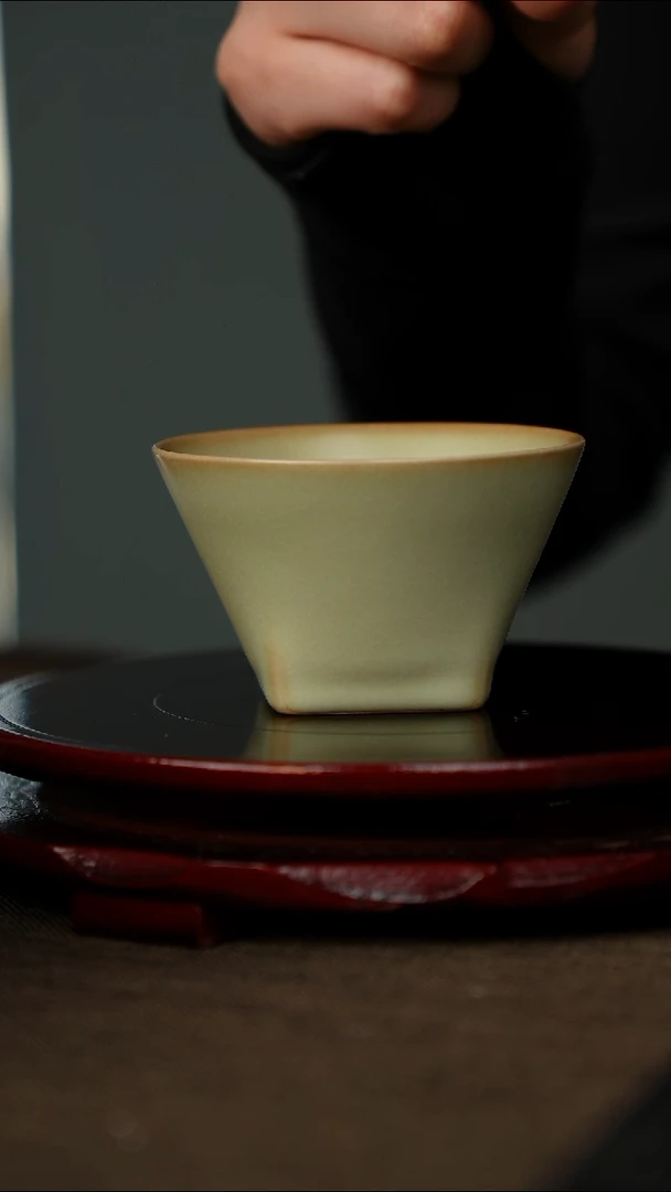 全品 粉青 天圆地方 带底款