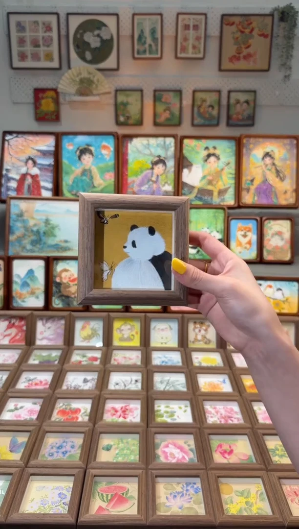 国画蝴蝶熊猫 手绘国画11