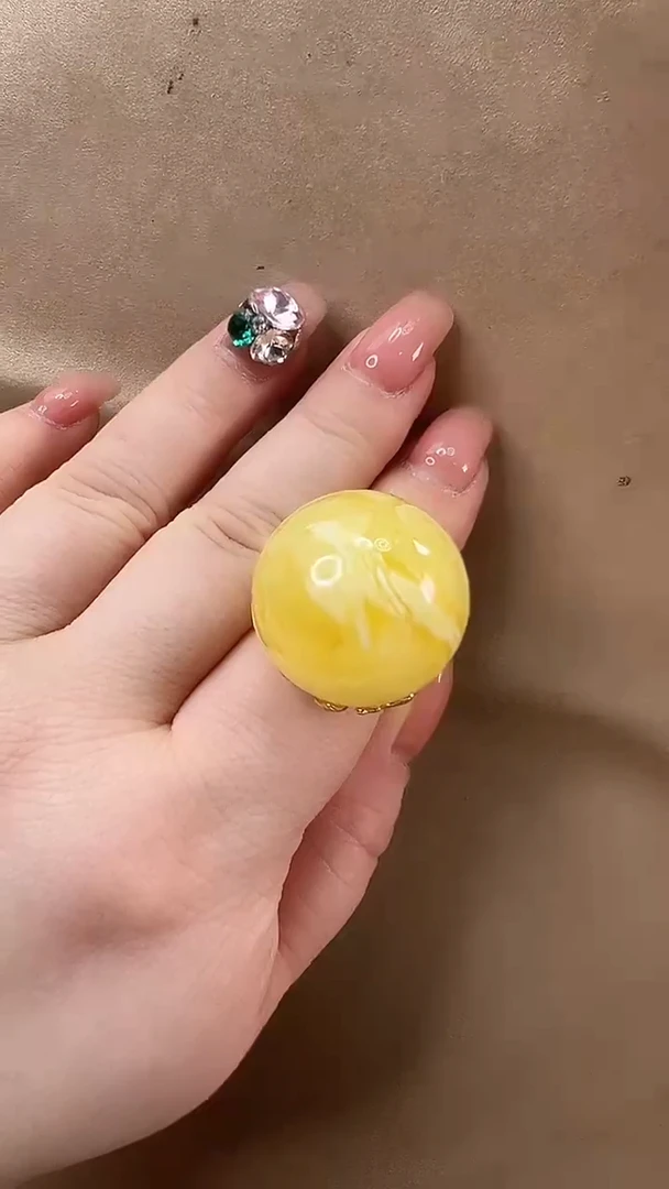 琥珀颈饰未镶嵌戒指